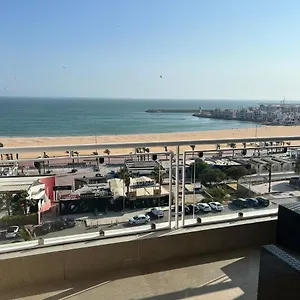 Appartement Luxury 105sqm Terrace Seafront, Agadir